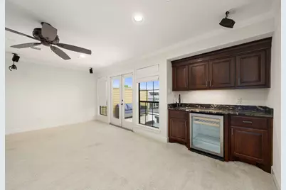 2409 Commonwealth Street, Houston, TX 77006 - Photo 7