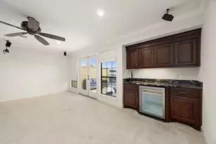 2409 Commonwealth St, Houston, TX 77006 - Photo 7