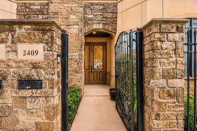 2409 Commonwealth Street, Houston, TX 77006 - Photo 33