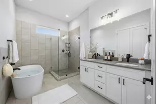 6107 De Campo St, Houston, TX 77091 - Photo 9