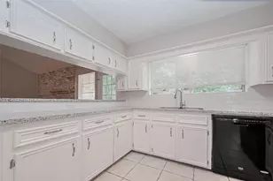 2606 Lexington Woods Dr, Spring, TX 77373 - Photo 15