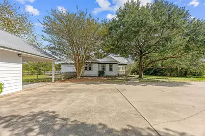 6440 Fm 332, Brenham, TX 77833 - Photo 9