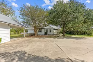 6440 Fm 332, Brenham, TX 77833 - Photo 9