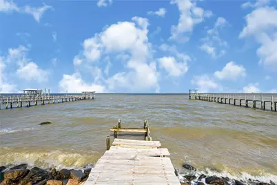 937 5th Street, San Leon, TX 77539 - Photo 33