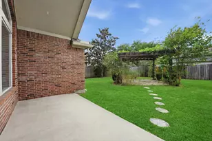 15718 Starcreek Ln, Houston, TX 77044 - Photo 29