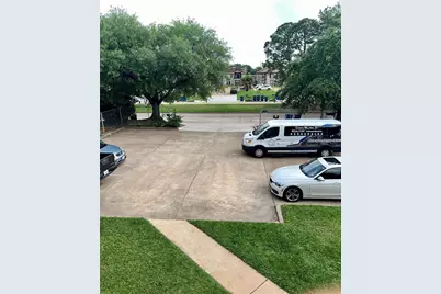 6118 W Mount Houston Road #C, Houston, TX 77088 - Photo 11