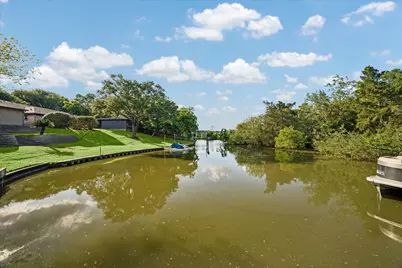 306 Lafayette Lane, League City, TX 77573 - Photo 29