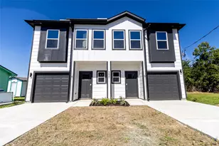 9821 Richcroft St, Houston, TX 77029 - Photo 1