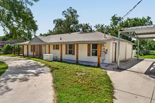 1718 Co Rd 401, Dayton, TX 77535 - Photo 5
