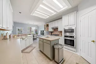 6159 Darlington Ct, League City, TX 77573 - Photo 7