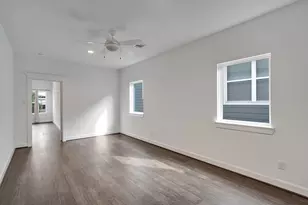 1723 Michigan St, Houston, TX 77006 - Photo 9