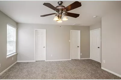 6135 Springbrook Garden Lane, Spring, TX 77379 - Photo 9