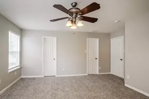 6135 Springbrook Garden Ln, Spring, TX 77379 - Photo 9