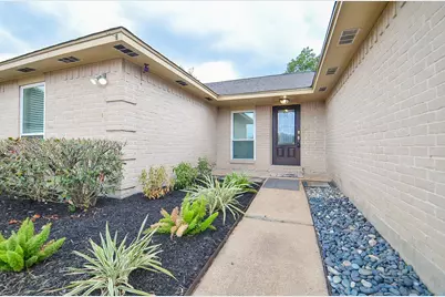 10615 Heatherford Drive, Houston, TX 77041 - Photo 3