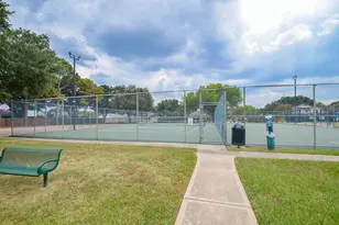 10615 Heatherford Dr, Houston, TX 77041 - Photo 45