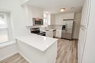 10615 Heatherford Dr, Houston, TX 77041 - Photo 5