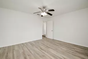 10615 Heatherford Dr, Houston, TX 77041 - Photo 31