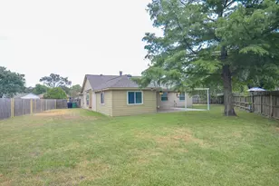 10615 Heatherford Dr, Houston, TX 77041 - Photo 41