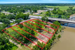 920 Robson, Columbus, TX 78934 - Photo 1