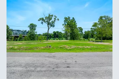 920 Robson, Columbus, TX 78934 - Photo 23