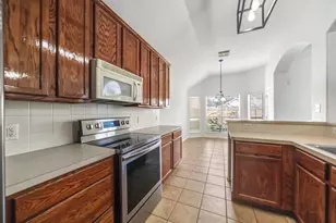 19718 Stoneport Ln, Katy, TX 77449 - Photo 7