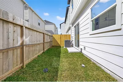 973 Highland Light Lane, Houston, TX 77091 - Photo 23