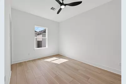 973 Highland Light Lane, Houston, TX 77091 - Photo 15