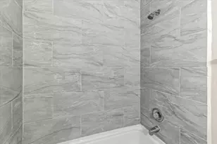 6414 Heatherbloom Dr, Houston, TX 77085 - Photo 23