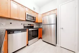 2626 Holly Hall St, Houston, TX 77054 - Photo 9