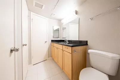 2626 Holly Hall Street #1201, Houston, TX 77054 - Photo 23