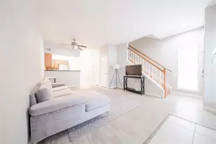 2626 Holly Hall St, Houston, TX 77054 - Photo 5