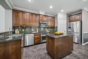 1334 Ella Pl, Houston, TX 77008 - Photo 3
