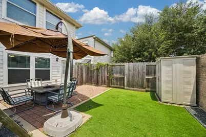 1334 Ella Place, Houston, TX 77008 - Photo 5