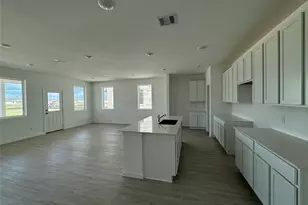 9235 Alaska Shrs Dr, Baytown, TX 77521 - Photo 5