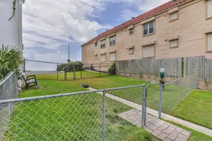 7310 Seawall Blvd, Galveston, TX 77551 - Photo 49