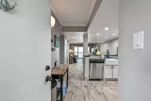 7310 Seawall Blvd, Galveston, TX 77551 - Photo 15