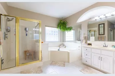 423 Hana Drive, Tiki Island, TX 77554 - Photo 25