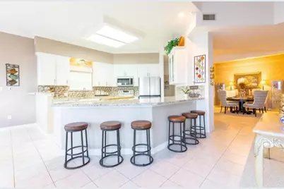 423 Hana Drive, Tiki Island, TX 77554 - Photo 15