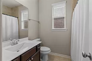 1611 Summer City Dr, Houston, TX 77047 - Photo 11