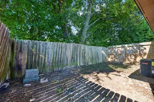 12009 Tambourine Dr, Houston, TX 77477 - Photo 25