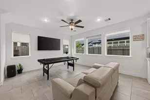 7803 Swooping Swallow Ln, Katy, TX 77493 - Photo 7