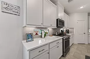 7803 Swooping Swallow Ln, Katy, TX 77493 - Photo 15