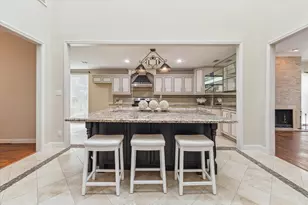 7924 Woodway Dr, Houston, TX 77063 - Photo 7