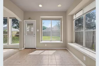 11527 Whittier Bridge Lane, Sugar Land, TX 77498 - Photo 5