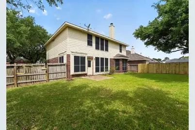 11527 Whittier Bridge Lane, Sugar Land, TX 77498 - Photo 3
