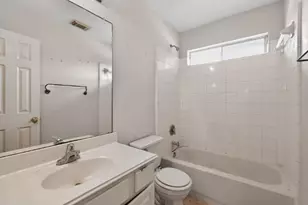 11527 Whittier Bridge Ln, Sugar Land, TX 77498 - Photo 17