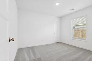 1810 W Stroker Rd, Crosby, TX 77532 - Photo 31