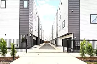 329 N Nagle St, Houston, TX 77003 - Photo 1