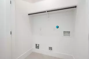329 N Nagle St, Houston, TX 77003 - Photo 39
