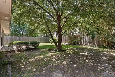 1719 Sandy Trail Court, Houston, TX 77339 - Photo 31
